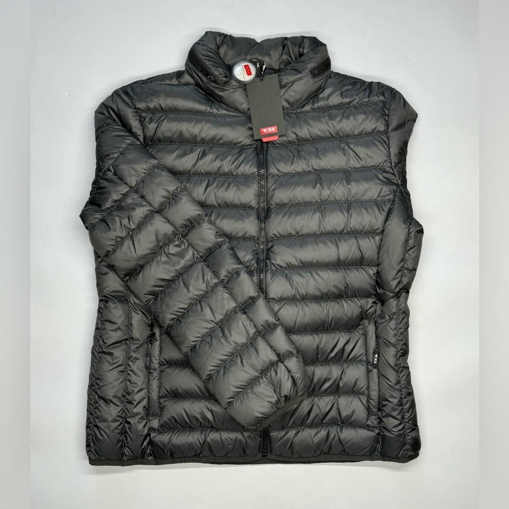 SOLD Tumipax Charlotte Packable Travel Puffer Jacket - Picture 5 of 7